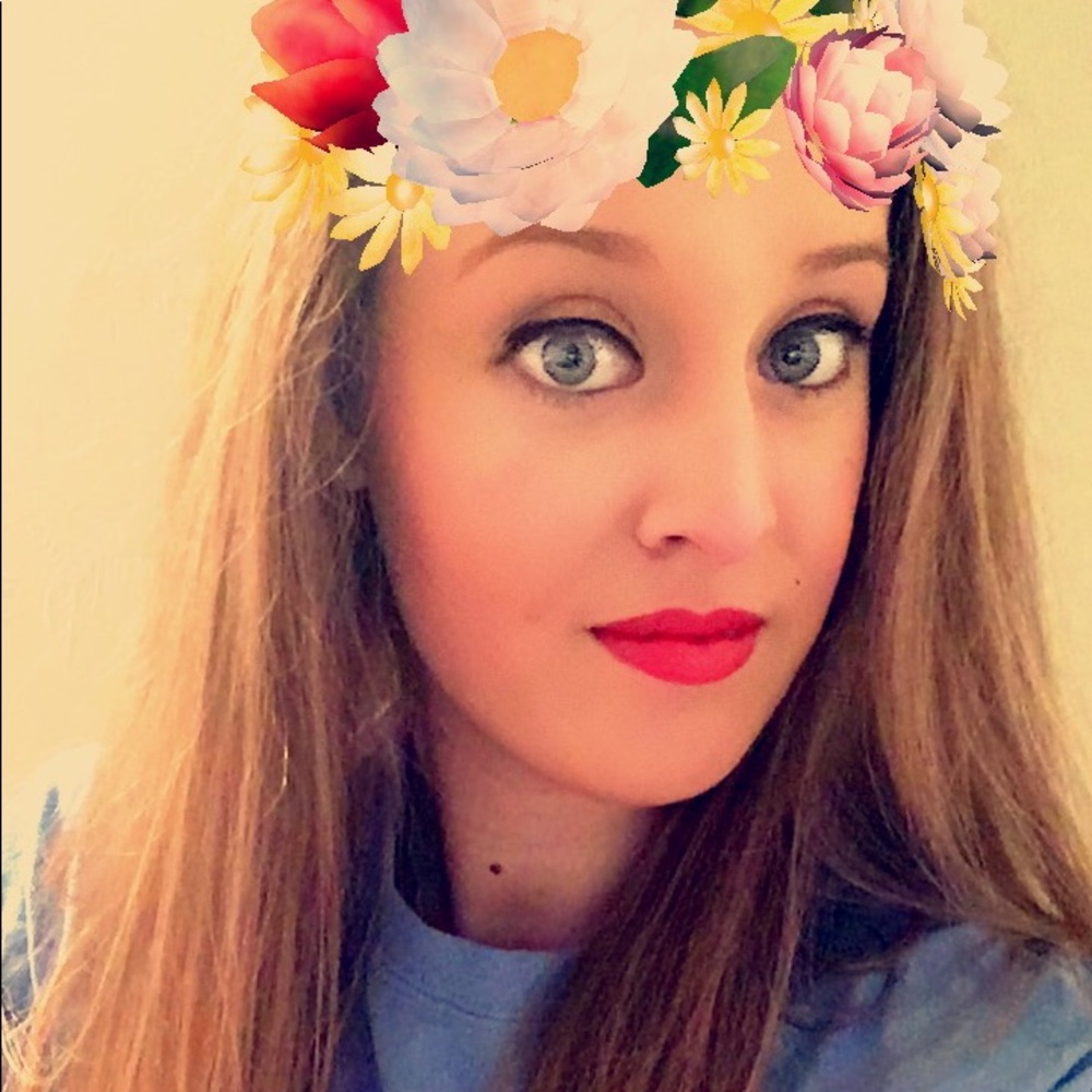 Meet your Posher, Hannah